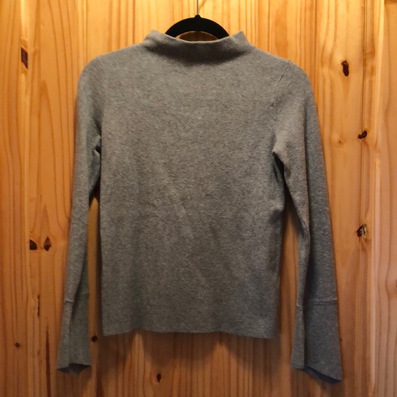 M & S Gray Shirt - Size 4 - $15 - Picture 1 of 6